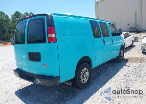 2009 GMC Savana 2500 Work Van z USA, uszkodzony, nr VIN 1GTGG25K491124702